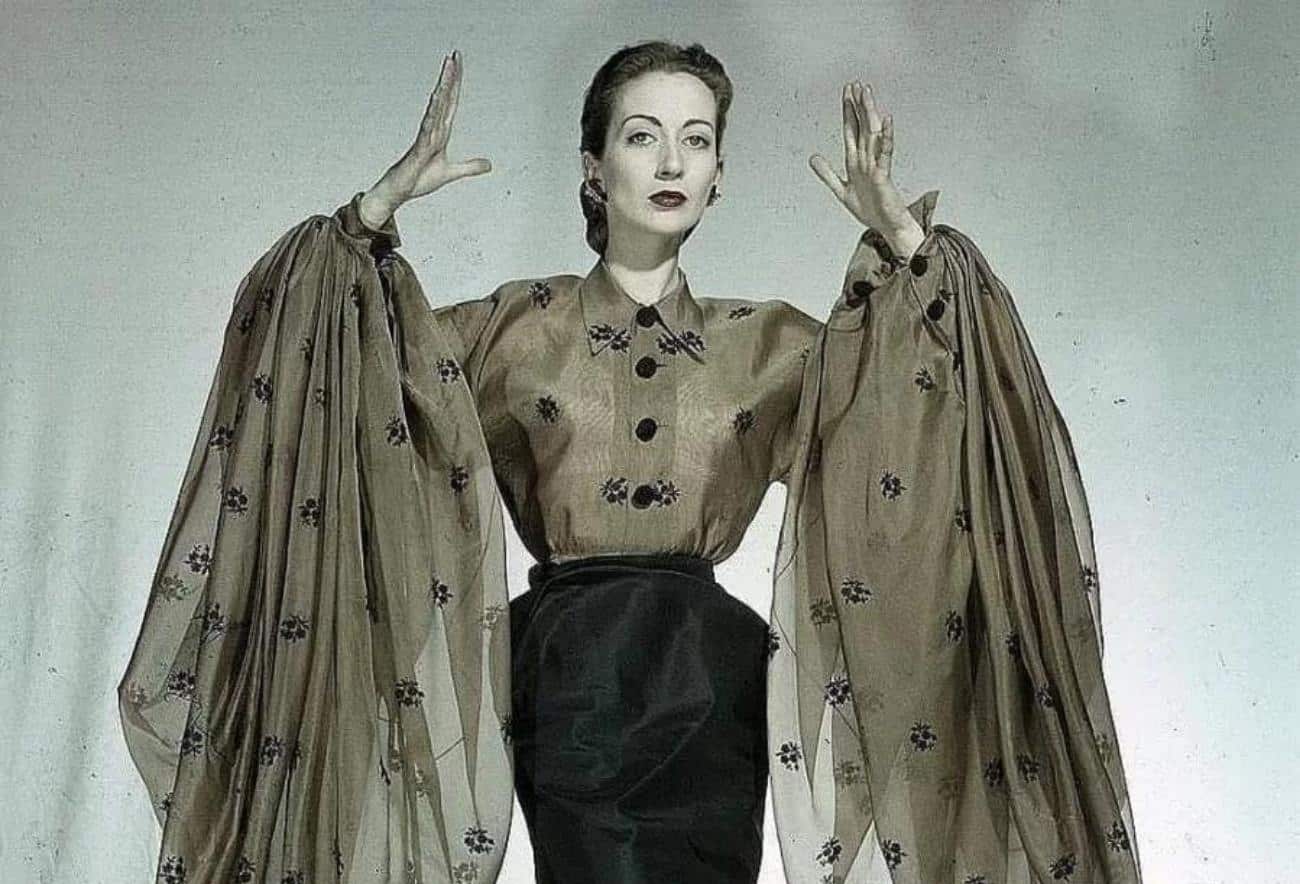 How Fashion Designer Elsa Schiaparelli Changed the Face of Fashion -  Uncommon and Curated
