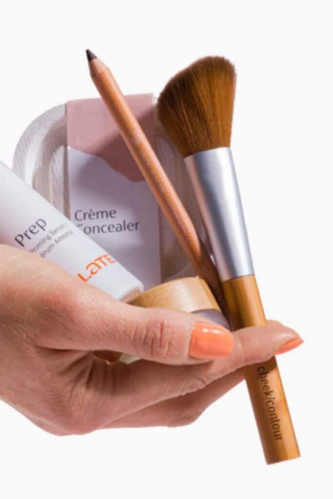 elate cosmetics best zero-waste makeup brand