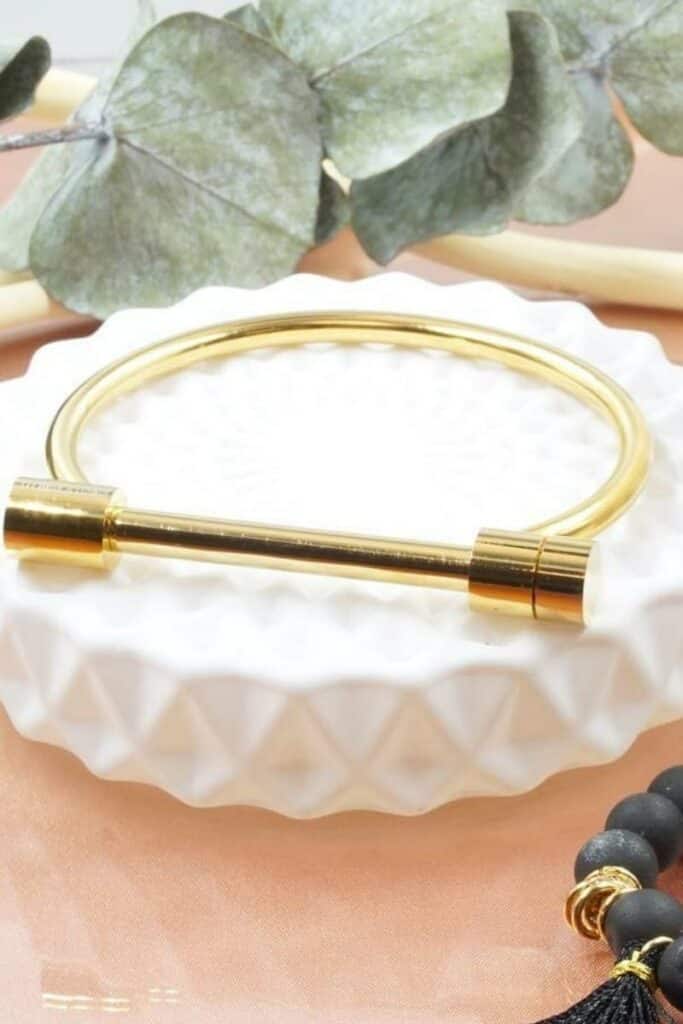 Bar Collection Gold Bracelet by Kinsley Armelle - Jewelry Gift Guide