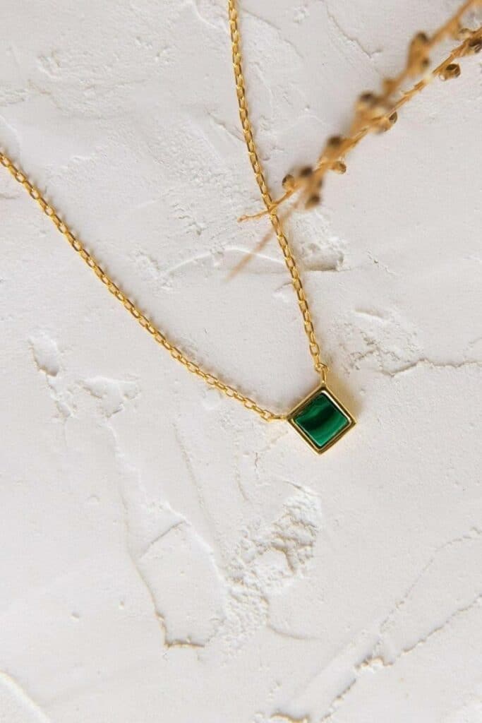 malachite necklace luxury gifts under $50