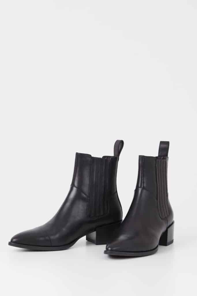 vagabond ankle boots, Chelsea boots for winter, winter Chelsea boots capsule wardrobe