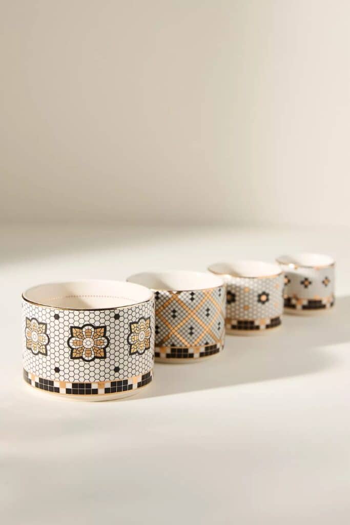 ceramic measuring cups